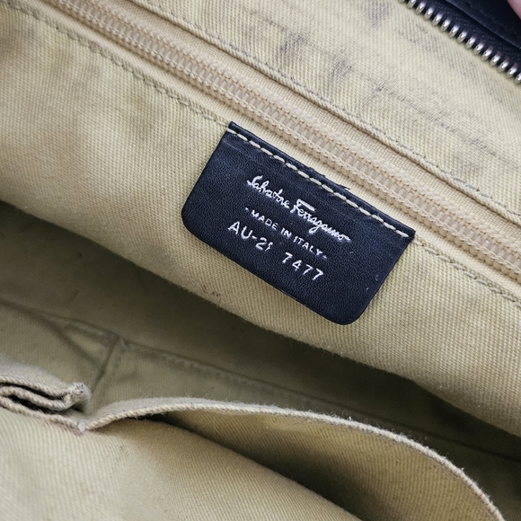 Salvatore Ferragamo Jungle Safari bag with dust bag - Picture 9 of 11